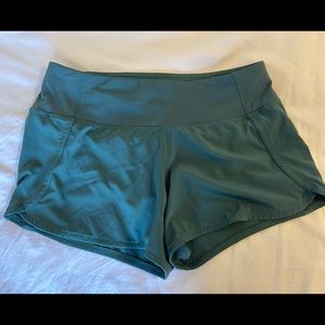 Lululemon shorts - women’s size 6